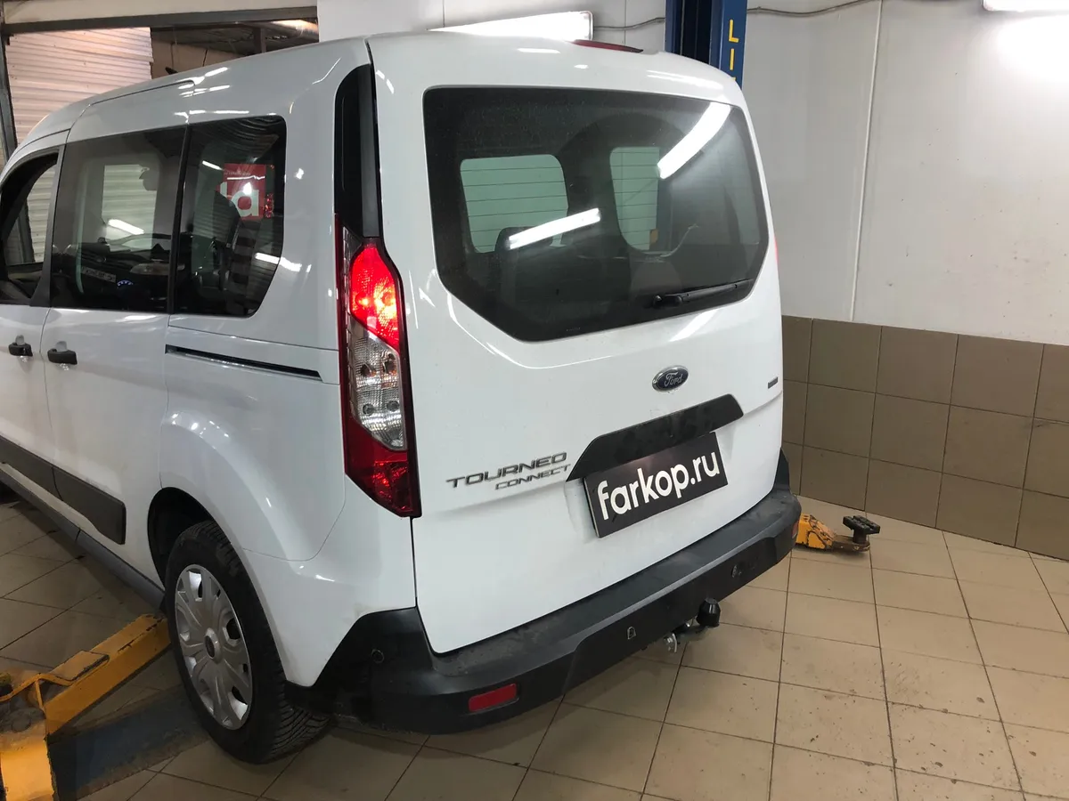 Фаркоп Galia для Ford Tourneo Connect 2014-2022 F129A в Воронеж