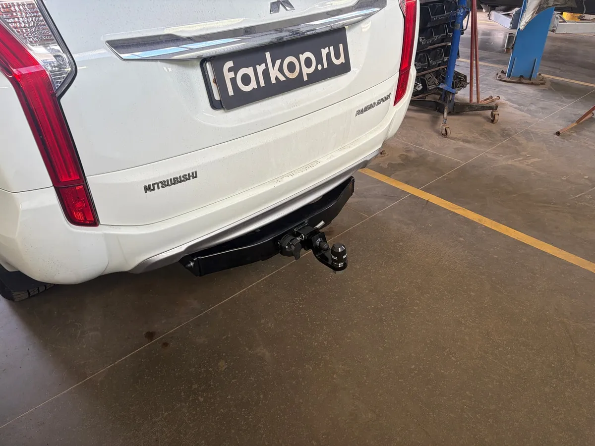Фаркоп TowRus для Mitsubishi Pajero Sport 2017-2021 189379 в Воронеж Фаркоп TowRus для Mitsubishi Pajero Sport 2017-2021 189379 в Воронеж