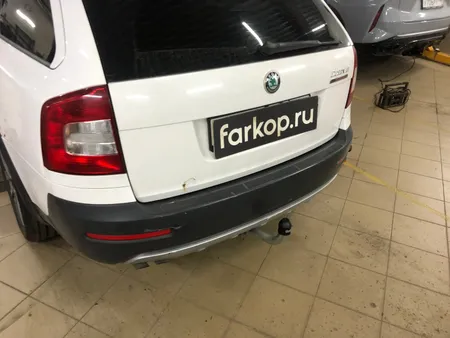Фаркоп Galia для Skoda Octavia (лифтбек, универсал, вкл. Scout) 2005-2013 S086A в Воронеж