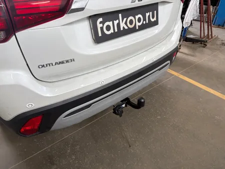 Фаркоп Berg для Mitsubishi Outlander 2012-2022 Арт. F.4013.001 F.4013.001 в Воронеж