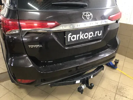 Фаркоп Трейлер для Toyota Fortuner 2017- Арт. 7870 7870 в Воронеж