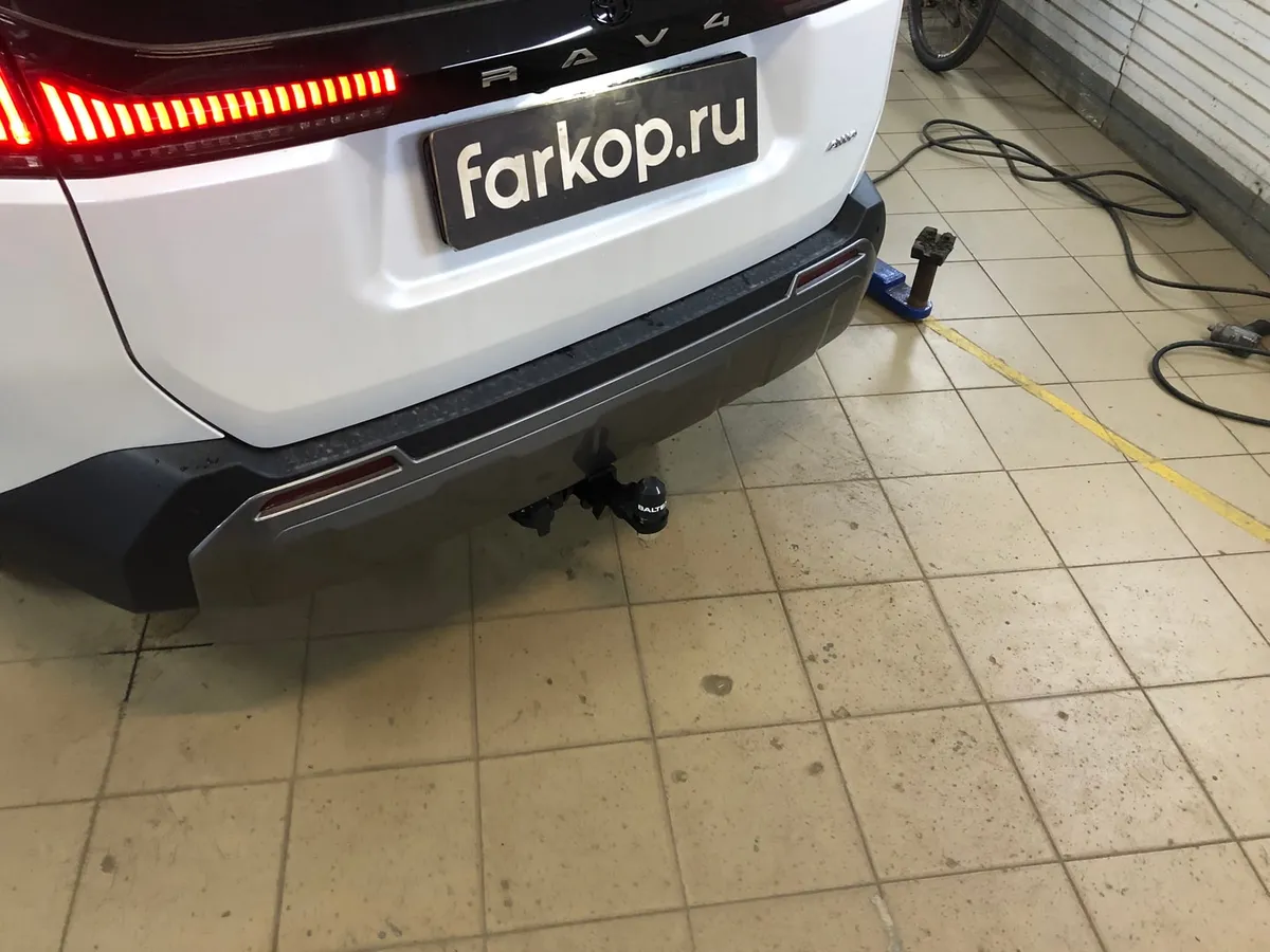 Фаркоп TowRus для Toyota RAV4 2025- 229420 в Воронеж