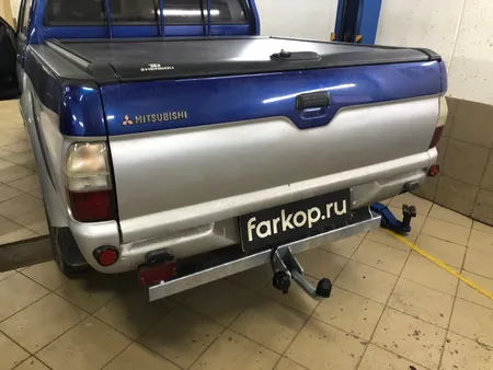 Фаркоп Galia для Mitsubishi L200 1996-2006 M120A в Воронеж