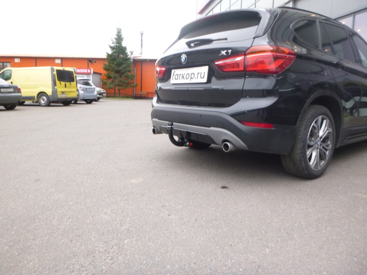 Установлен фаркоп на BMW X1 F48