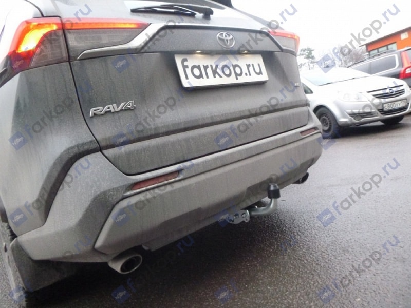 Установили фаркоп на Toyota RAV 4 2019 г.в. Установили фаркоп на Toyota RAV 4 2019 г.в.