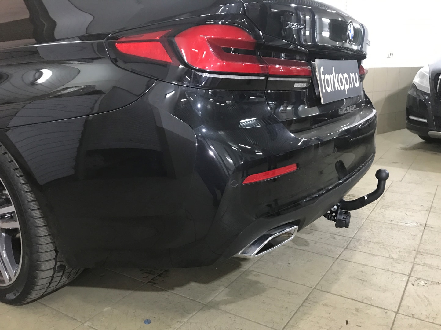 Установили фаркоп Brink для BMW 5 серия 2020 г.