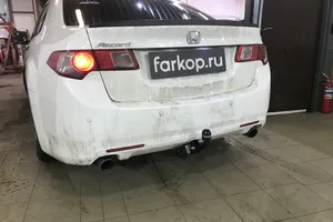 Установили фаркоп Imiola для Honda Accord 2008 г.