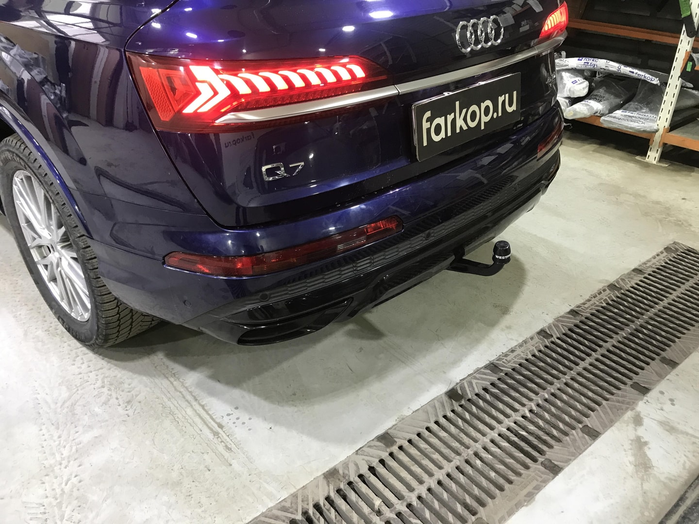 Установили фаркоп Westfalia для Audi Q7 2020 г. Установили фаркоп Westfalia для Audi Q7 2020 г.
