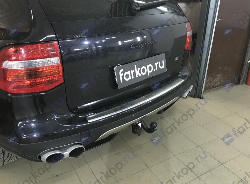 Установили фаркоп Oris для Porsche Cayenne 2006 г. Установили фаркоп Oris для Porsche Cayenne 2006 г.
