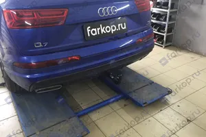 Установили фаркоп Oris для Audi Q7 2017 г.