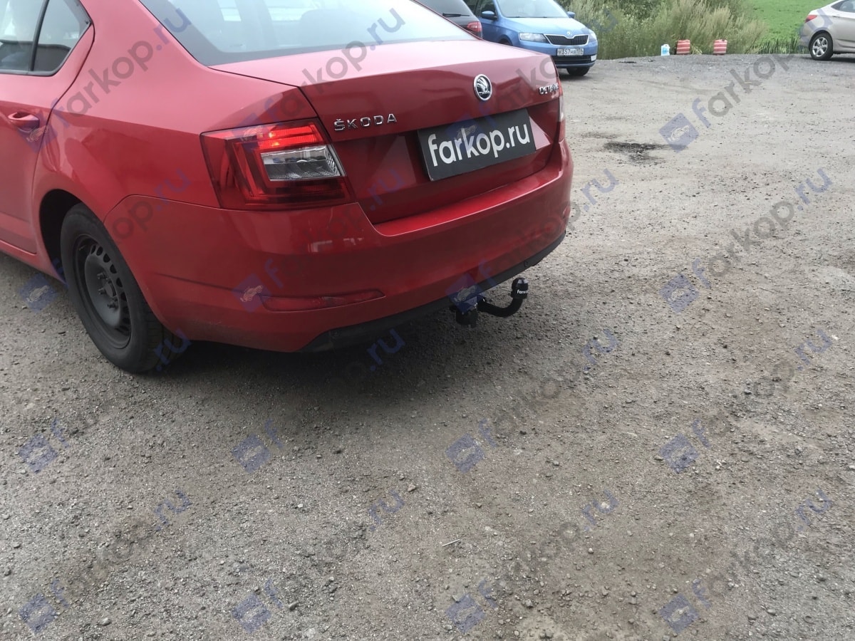 Установили фаркоп Лидер Плюс для Skoda Octavia 2013-2020 г.в. Установили фаркоп Лидер Плюс для Skoda Octavia 2013-2020 г.в.