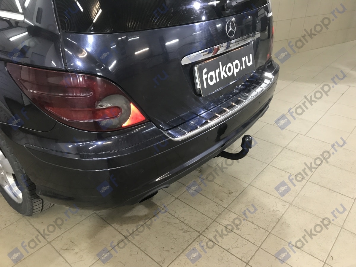Установили фаркоп Auto-Hak для Mercedes R-class 2006-2017 г.в.
