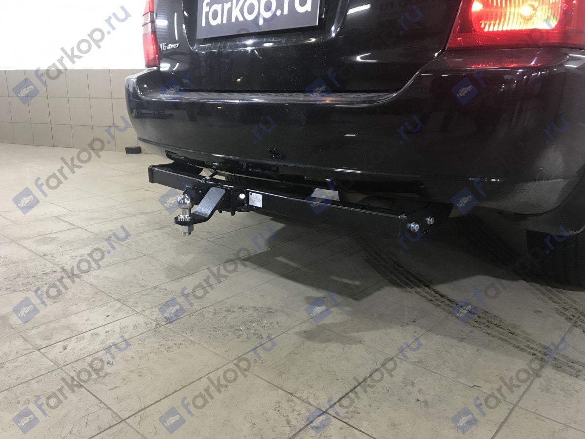 Установили фаркоп Бизон для Toyota Highlander 2001 г.в. Установили фаркоп Бизон для Toyota Highlander 2001 г.в.