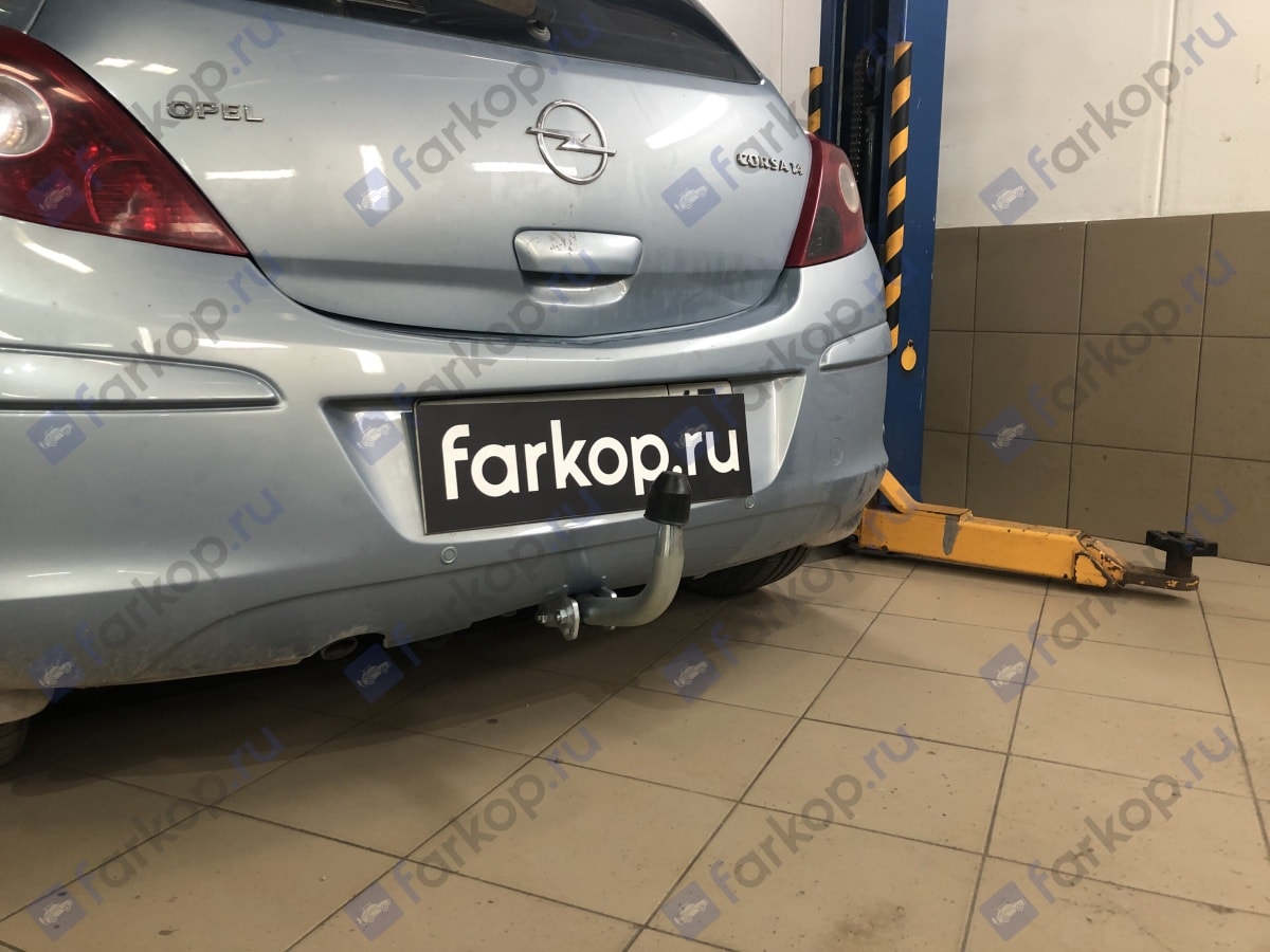 Установили фаркоп Galia для Opel Corsa 2007 г.в. Установили фаркоп Galia для Opel Corsa 2007 г.в.