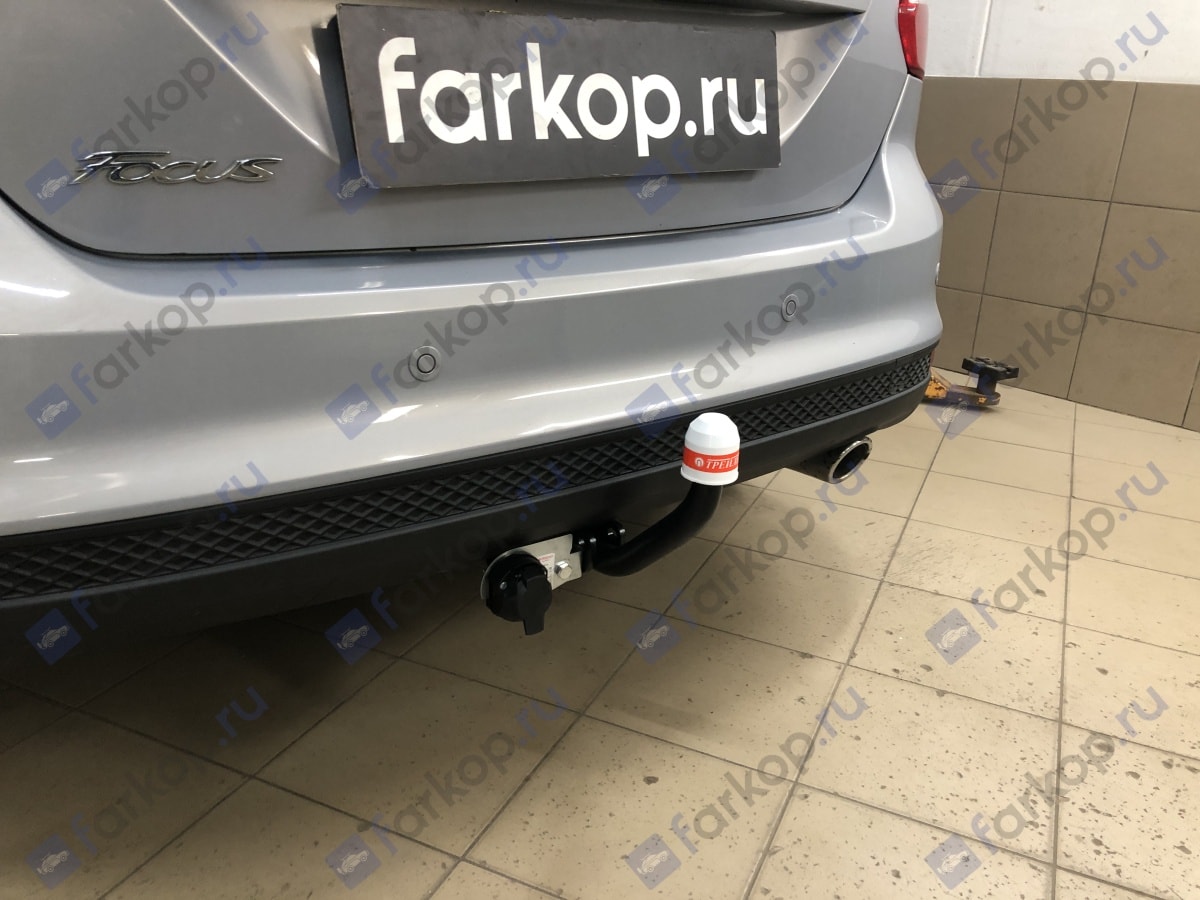 Установили фаркоп Трейлер для Ford Foсus 2013 г.в. Установили фаркоп Трейлер для Ford Foсus 2013 г.в.