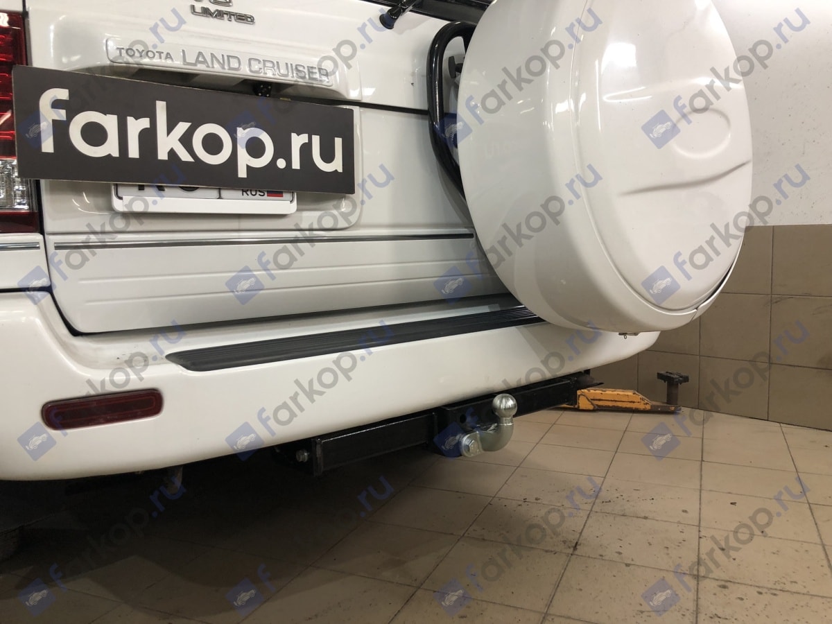 Установили фаркоп Лидер Плюс для Toyota Land Cruiser J100 VX 1999 г.в. Установили фаркоп Лидер Плюс для Toyota Land Cruiser J100 VX 1999 г.в.
