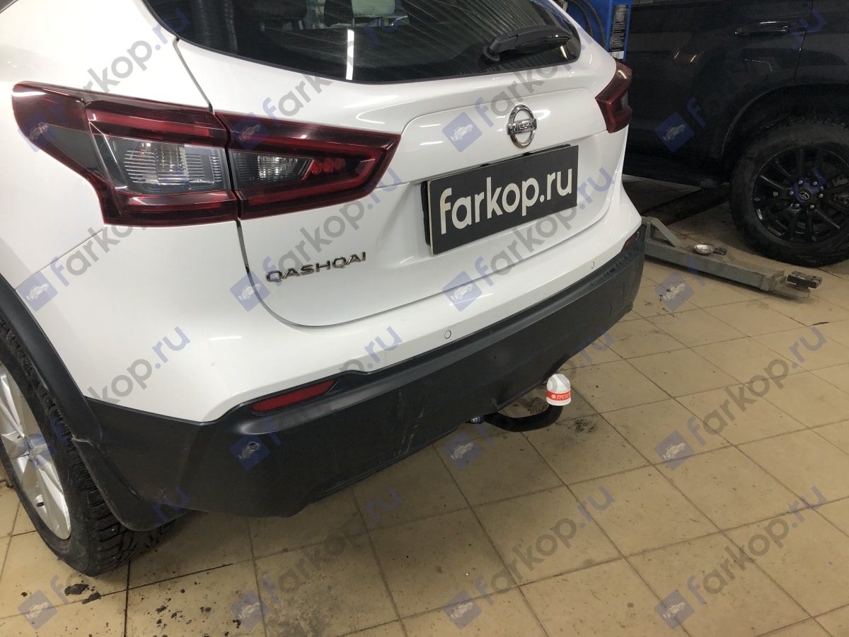 Установили фаркоп Трейлер для Nissan Qashqai 2021 г.в. Установили фаркоп Трейлер для Nissan Qashqai 2021 г.в.