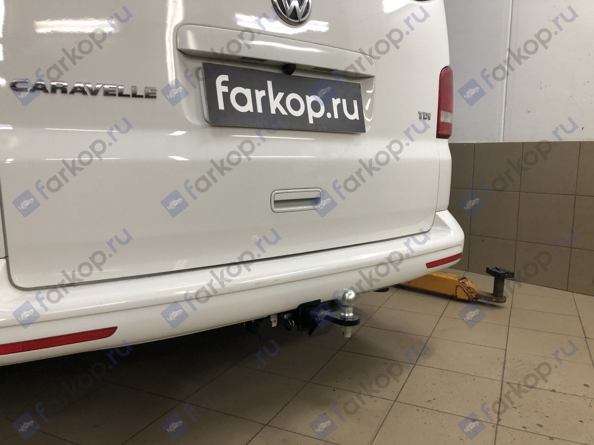 Установили фаркоп Лидер Плюс для Volkswagen Caravelle 2014 г.в. Установили фаркоп Лидер Плюс для Volkswagen Caravelle 2014 г.в.