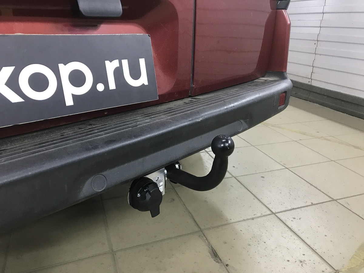Установили фаркоп Лидер Плюс для Fiat Doblo 2012 г.в. Установили фаркоп Лидер Плюс для Fiat Doblo 2012 г.в.
