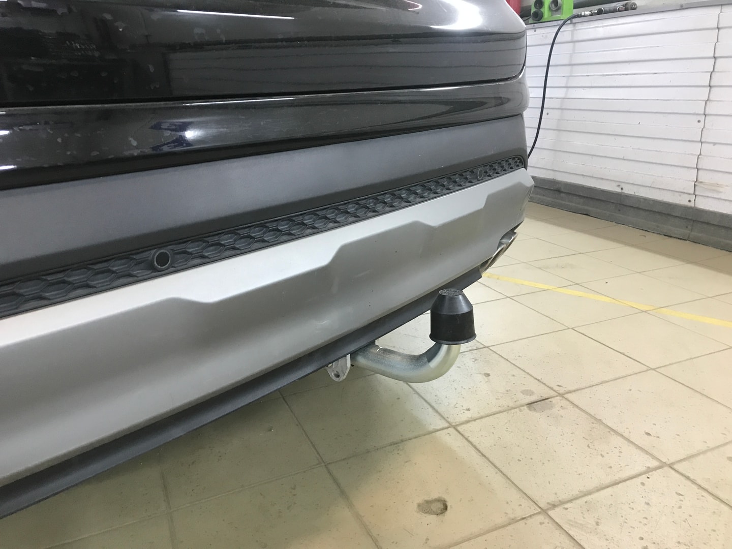 Установили фаркоп Galia для Hyundai Santa Fe 2018 г.в. Установили фаркоп Galia для Hyundai Santa Fe 2018 г.в.