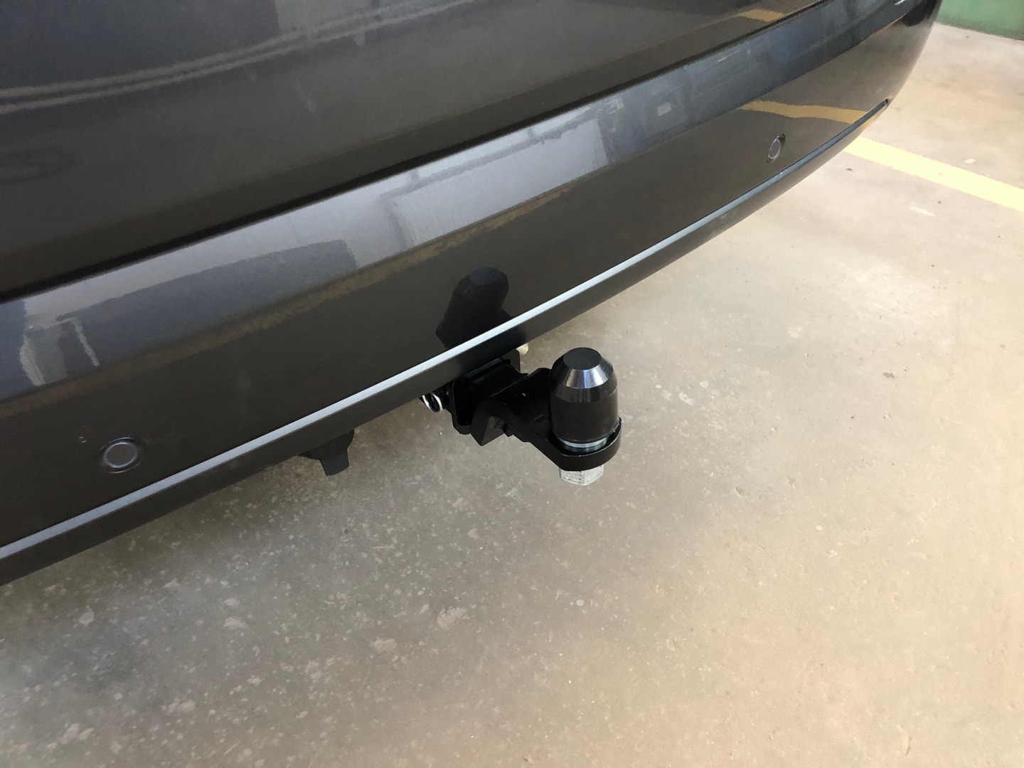 Установили фаркоп TowRus для LiXiang L7 2022-2026 г. в. Установили фаркоп TowRus для LiXiang L7 2022-2026 г. в.