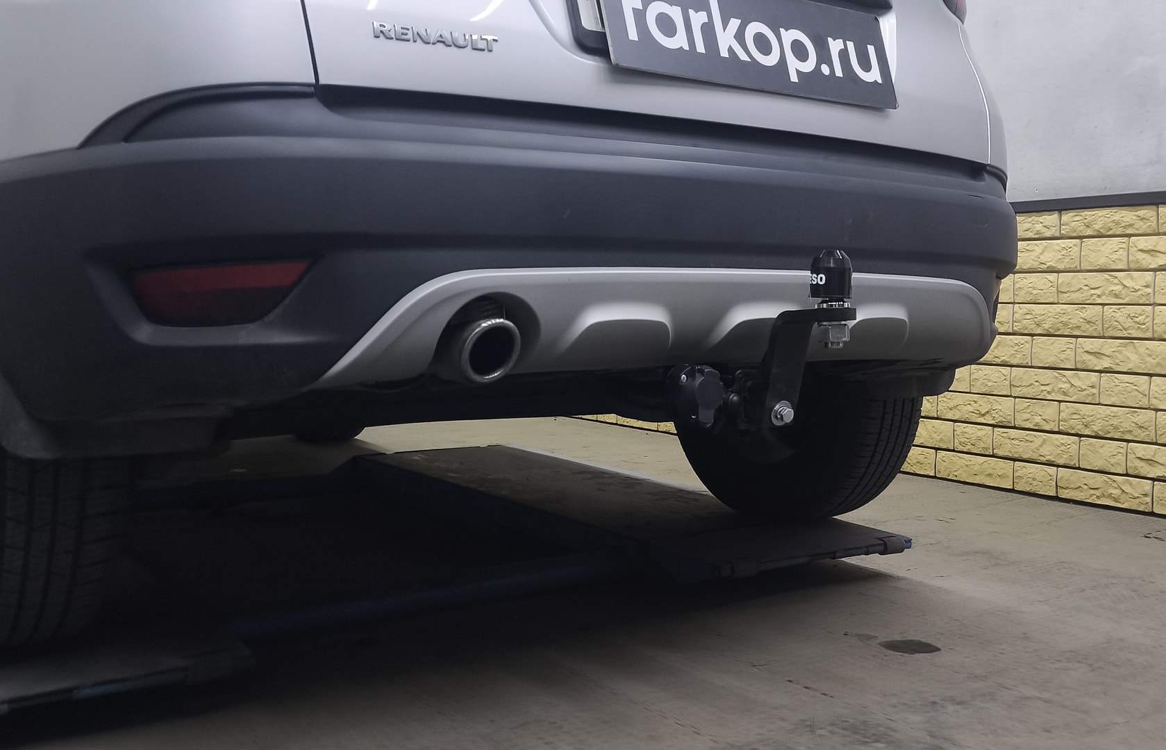 Установили фаркоп Oris для Renault Kaptur 2018 г. в. Установили фаркоп Oris для Renault Kaptur 2018 г. в.